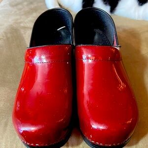 Red Dansko clogs size 39